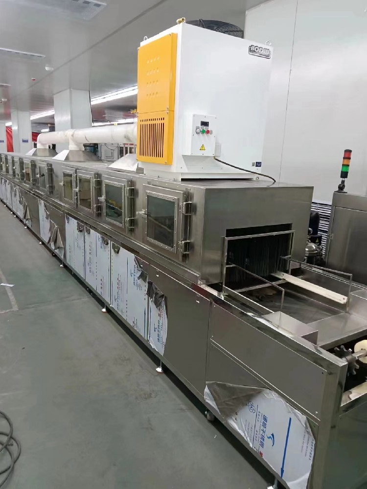 全自動通過式噴淋清洗烘干機