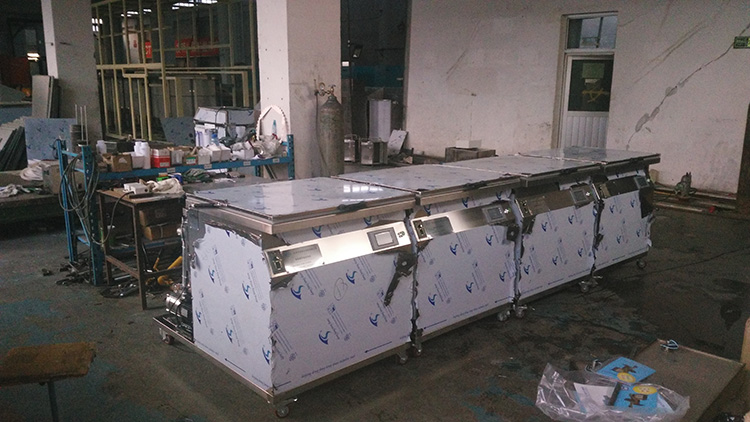 四工位滾筒式超聲波清洗設備